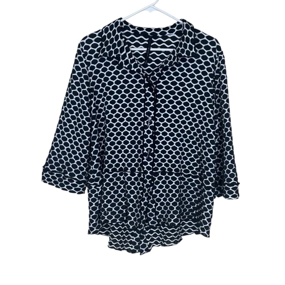 IC by Connie K  Women’s Cardigan Art to Wear USA Size Xl Black White buttons